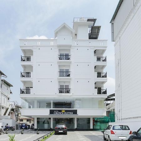Hotel Crown Suites Kochi Kültér fotó