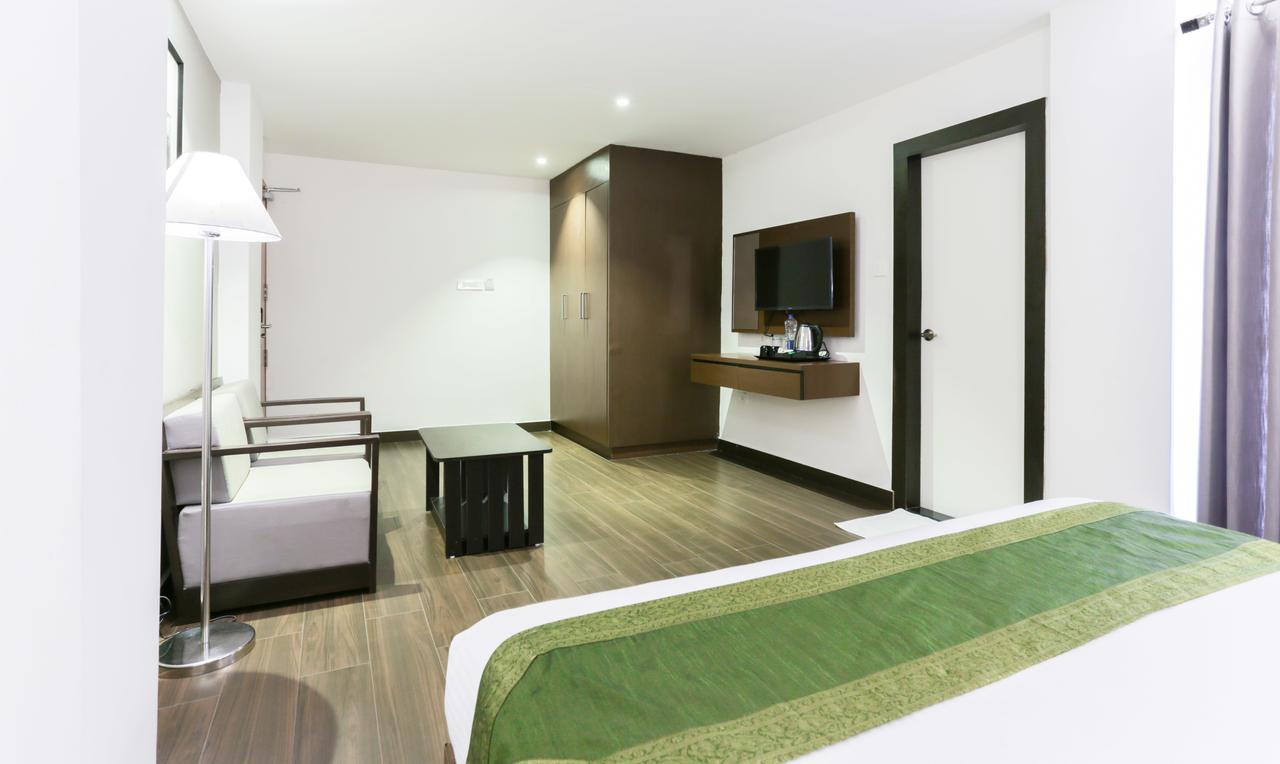 Hotel Crown Suites Kochi Kültér fotó