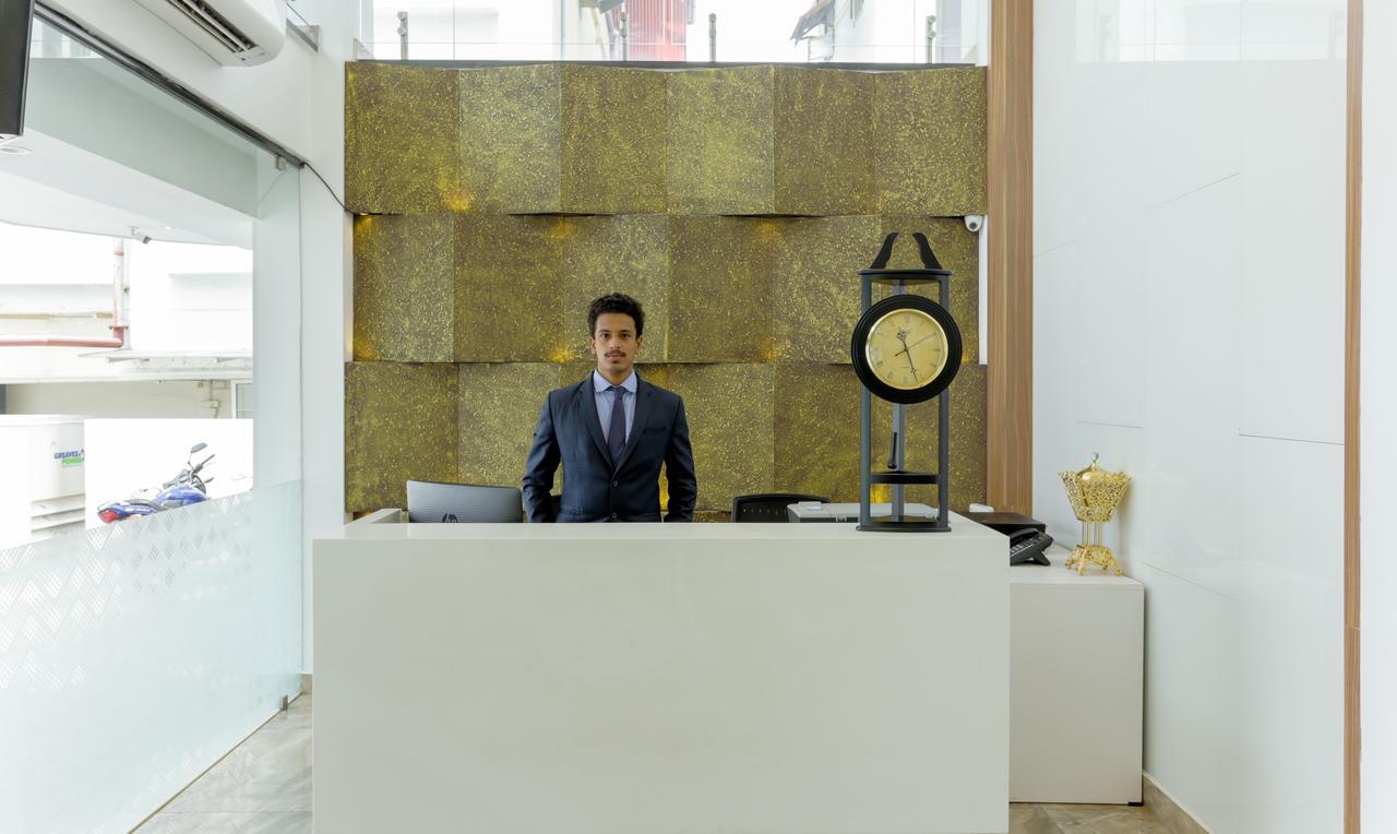 Hotel Crown Suites Kochi Kültér fotó