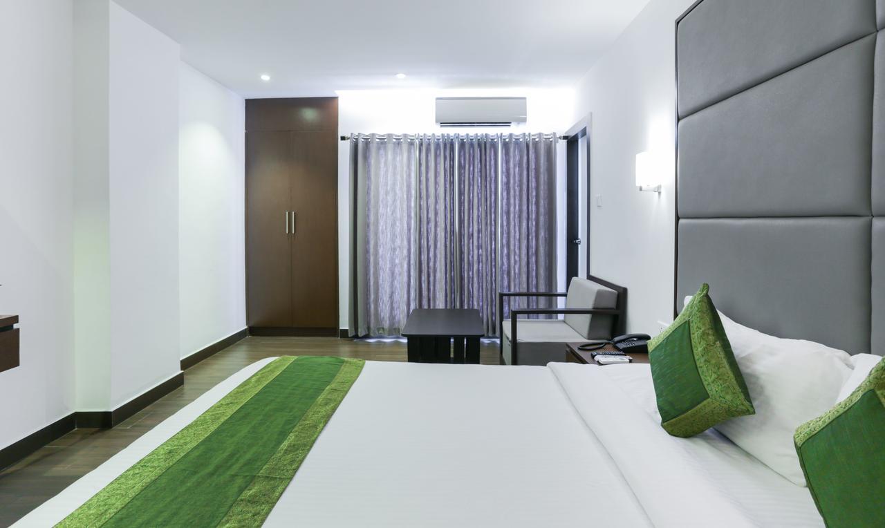 Hotel Crown Suites Kochi Kültér fotó