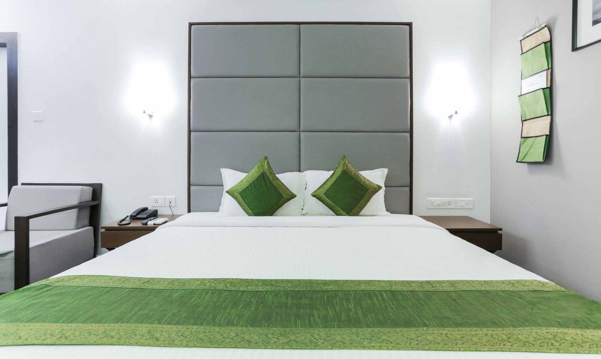 Hotel Crown Suites Kochi Kültér fotó